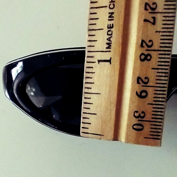 Black Cateye Sunglasses Sporty 90s Retro  - Deadstock - Picture 9 of 10